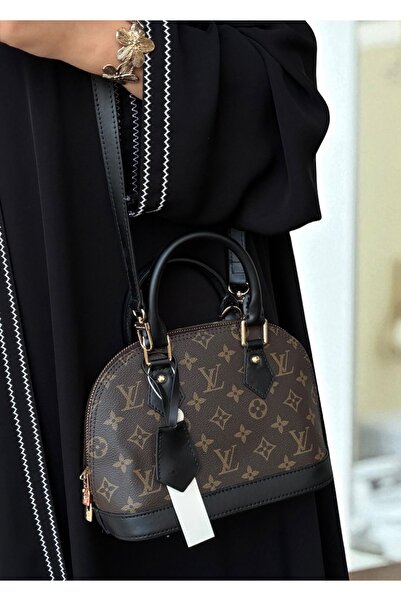 Ropi Distinctive and beautiful women's bags in colors that suit personal iden...