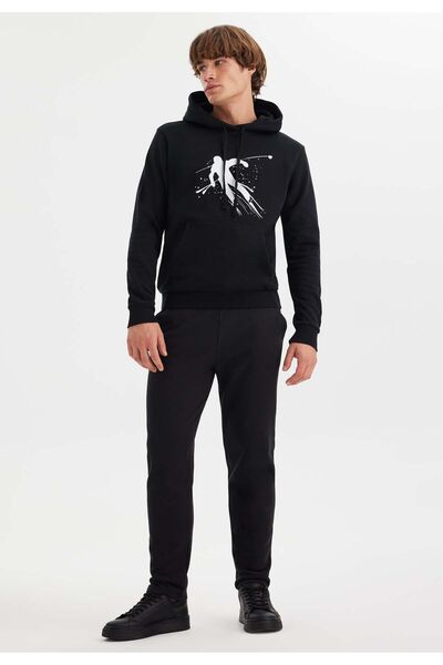 Eritqaa London Oversized Hooded Sweatshirt