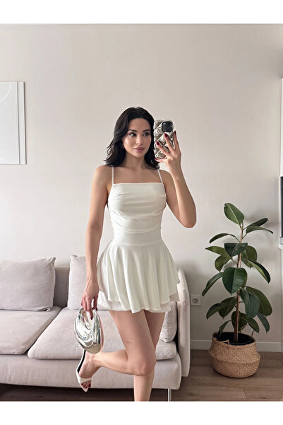 Zoom Butik Eteği Volan Şortlu Elbise - BEYAZ