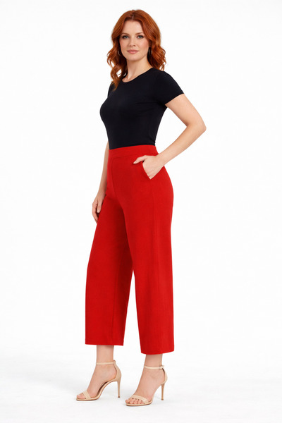 Neden Tekstil Red High Waist Short Flared Pants