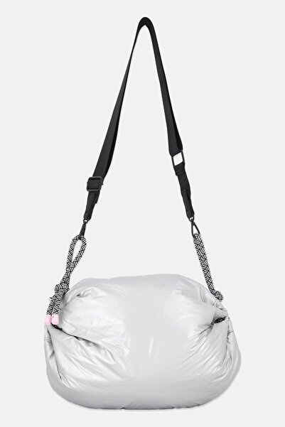 Wildfox Women Plain Cross Body Bag, Silver