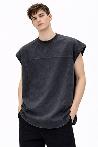 ALANAQA Cut Box Oversized Unisex T-Shirt.