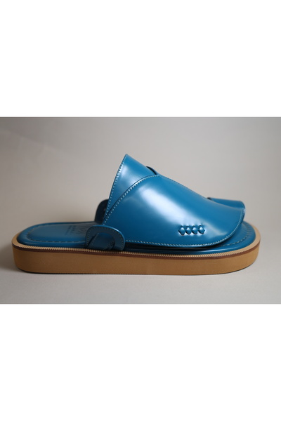 Hetha Alsharq Classic men's shoes made with high-quality materials, a stylish...