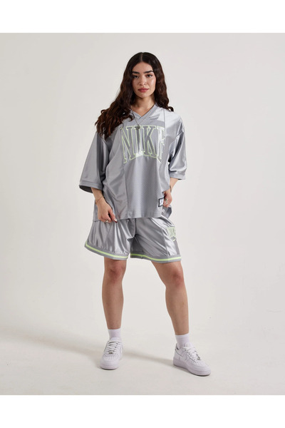 Nike Sportswear Loose Mid-Rise Graphic Shorts