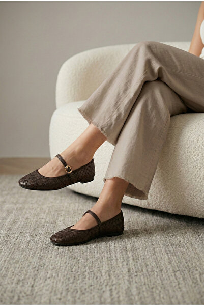 LORENN SHOES Violet Bitter Brown Matte Knit Patterned Gold Buckle Detail Flat...