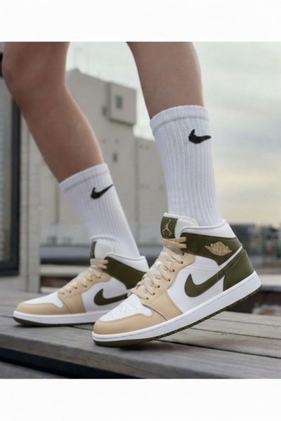Nike Air Jordan 1 Mid Unisex Sports Shoes 64Bq72-120 (Sporti̇ks) Fits Tightly...
