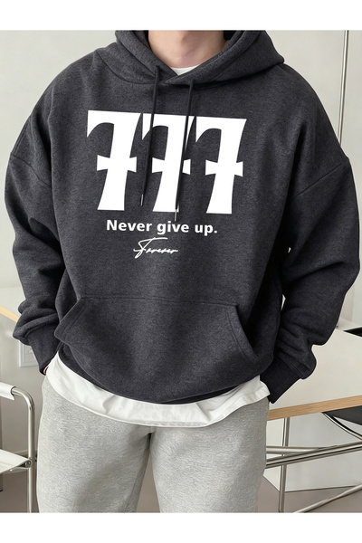 Tarzsokak لا تستسلم أبدًا على ما يلي: قميص Number 777 Print Basics Streetwear...