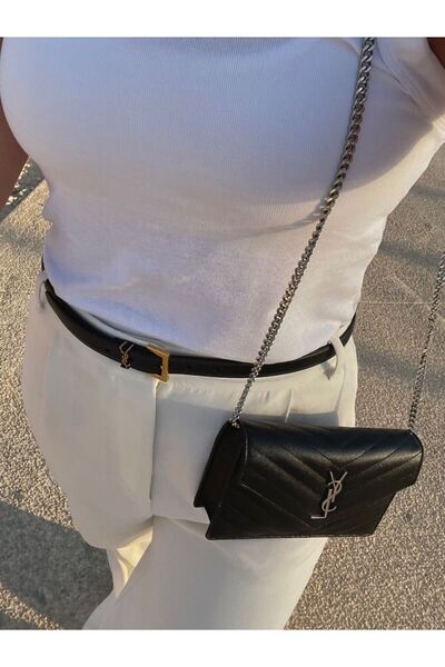 GENERAL A leather bag, with a stylish rectangular design and a Lightweight St...