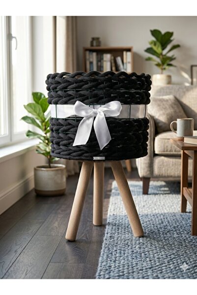 Bohem studio Ayaklı Kurdeleli Örgü Saksı – Siyah Bohem Dekoratif Çiçeklik