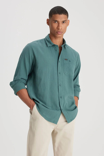 Lee قميص رجالي أخضر بقصة مريحة L66N205295OT