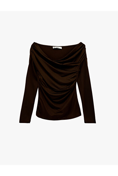 Koton Slim Fit Uzun Kollu Asimetrik Yaka Drapeli Tişört