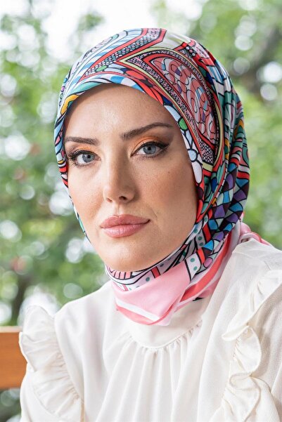 NESSCARF نيفينيا حك وشاح أبيض