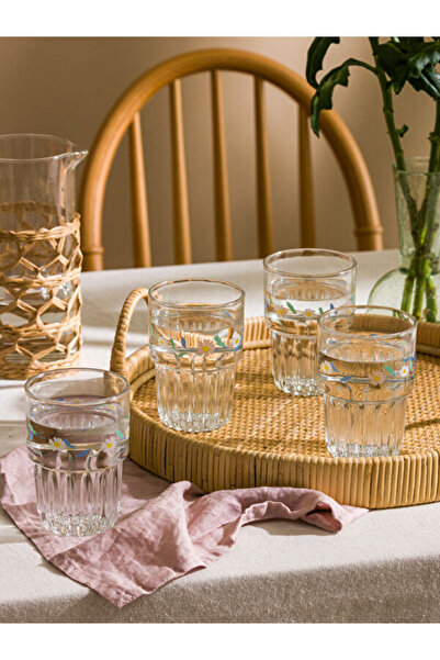 LC Waikiki Rmz Gi̇yi̇m Farkiyla Flower Ba Printed Am Glass Set of 4, 380 ml