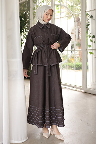 İmajButik Set din denim cu jachetă maro cu curea și fustă