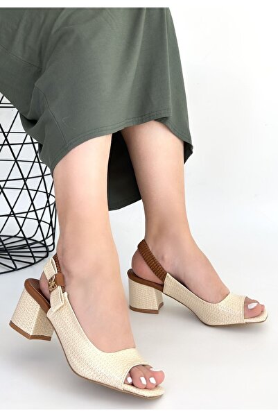 Celira Beige Patent Leather Women's Heeled Shoes