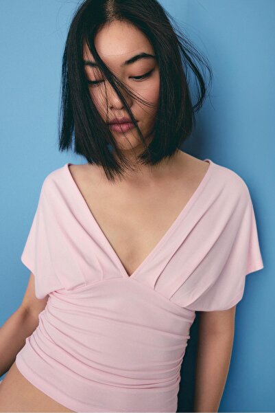 Stradivarius V yaka t-shirt kuşaklı