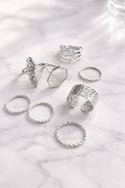 Retrobird Vintage Style Golden Romance 8-Piece Ring Set Women's Silver Color