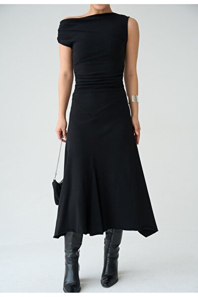 Serpirella Butik Asymmetric Collar Stretchy Draped Dress