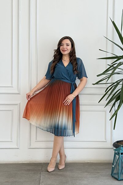 yb yağmur butik Φόρεμα με πιέτες και λαιμόκοψη διπλό πέτο