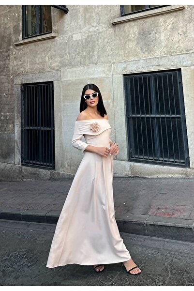 maf collection Women's Beige Long Sleeve Madonna Collar Detachable Floral Det...