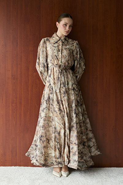 Melike Tatar cu model Rochie 79-5714