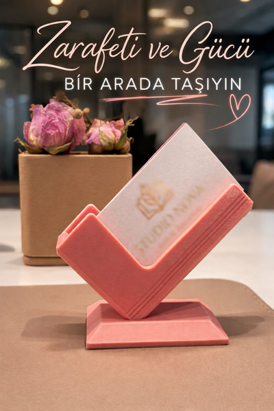 Lucylund Kadınların Zarafetini ve Gücünü Yansıtan Özel Tasarım 3D Baskı Kartv...