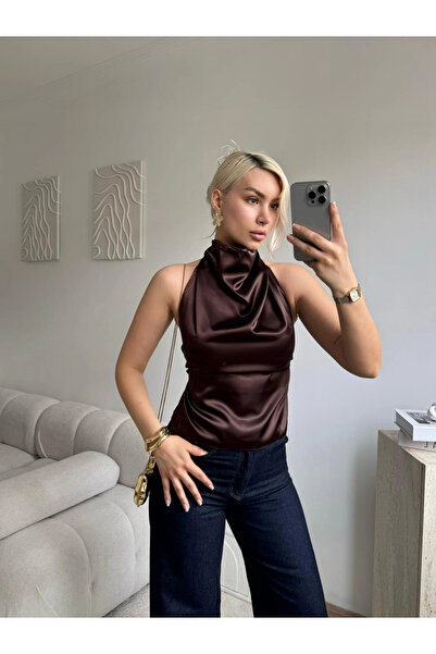 Zora Butik Saten Halter Yaka Sırtı Açık Dökümlü Bluz - KAHVE