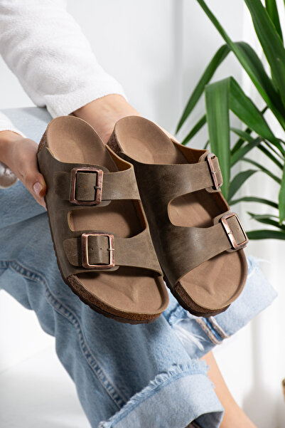 FootFrenzy Milano Unicex Double Tape Buckled Slipper |   Comfortable Sole Cas...