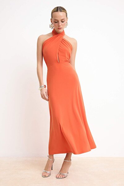 Trendyol Collection Narandžasta pletena asimetrična midi haljina sa podstavom...