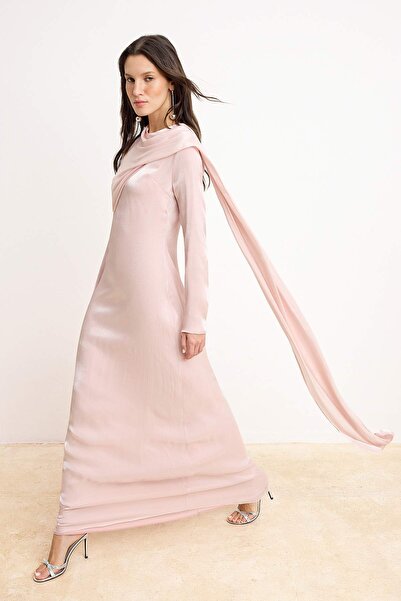 Trendyol Modest فستان سهرة منسوج من قماش الورد المجفف TCTSS26DB00014