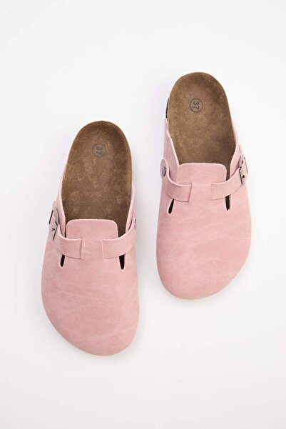 TRENDYOL SHOES شبشب سابو نسائي مسطح مغلق من الأمام من روز كورسي TAKSS25TE00001