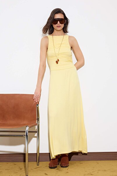 Trendyol Collection Ograničena serija svetložuta A-kroj / Haljina sa zvonasti...