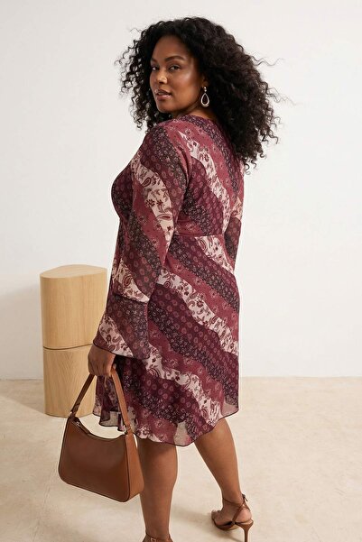 Trendyol Curve Burgundy V-Neck Floral Pattern Tulle Knitted Plus Size Dress T...