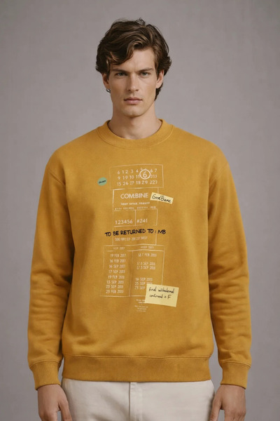 COMBİNE MİCHAİL Erkek Salaş Ön Baskılı Hardal Sweatshirt