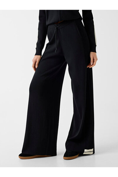 Guess Gabry Kadın Aktif Relaxed Fit Eşofman Altı