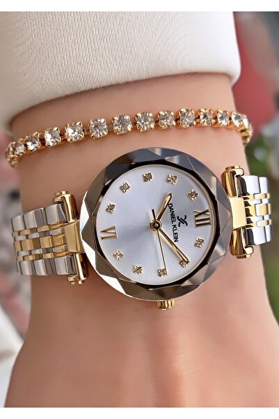 Daniel Klein ساعة يد نسائية باللون الفضي الأصفر وسوار هدية