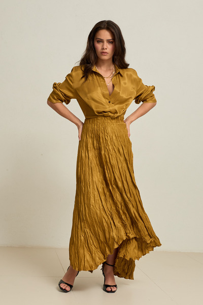 Setre Пола с колан от шафран, плисирани детайли, средна дължина и свободна кр...