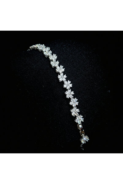 Snow Bloom Beyaz Çiçek Taşlı Kadın Zirkon Bileklik