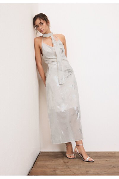 Stradivarius فستان ميدي لامع