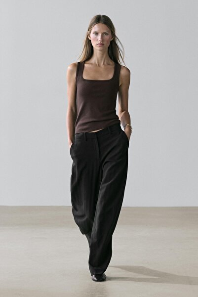 Massimo Dutti Kare yaka kolsuz t-shirt