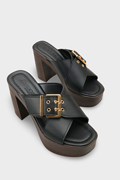 Capone Outfitters Marlo Platform Cross-Strapped Metal Buckle Women's Slippers