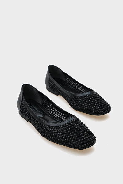 Capone Outfitters حذاء باليرينا أنيق للنساء من Abra Mesh Stone