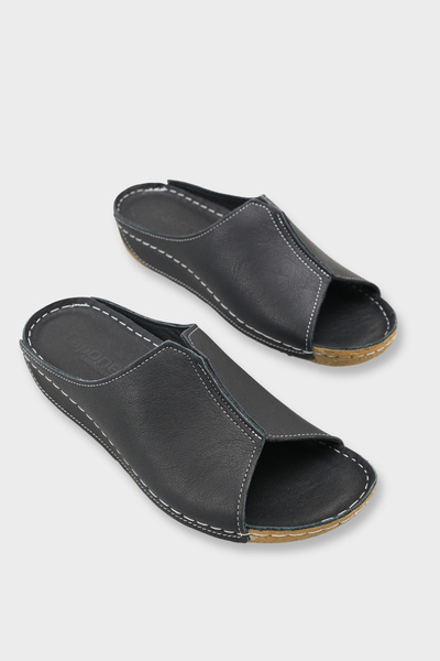 Capone Outfitters Marielle Genuine Leather Soft Comfort Women's Slippers