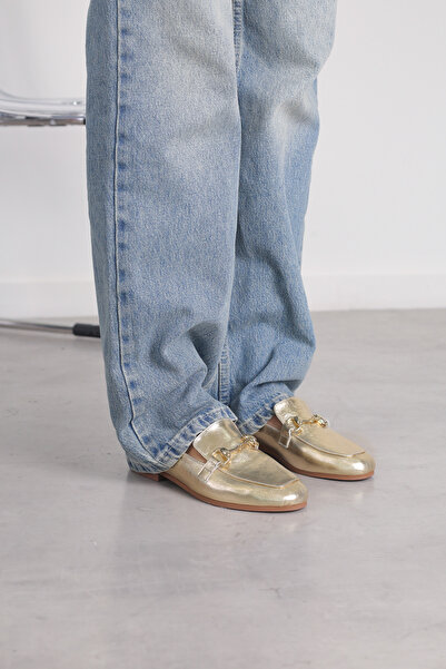 Stil Durağı حذاء لزي موديل أوريجينال بمشبك جلدي دايلي لوفر بابيت ذهبي