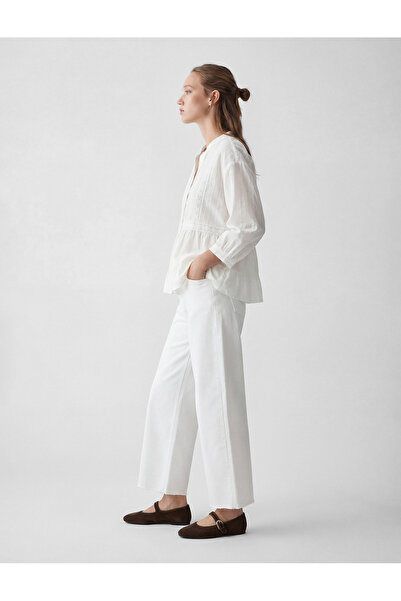 Koton 3/4 Kol Pamuklu V Yaka Düğmeli Volanlı Brodeli Bluz