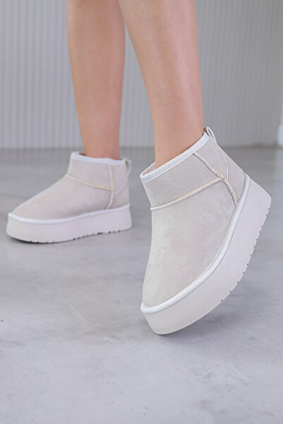 Stil Durağı St1073 model, new season short boot with a 3 cm sole, ten.