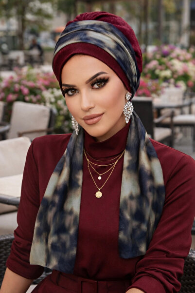 Aişe tesettür Șapcă cu model batik maro burgundă cu eșarfă