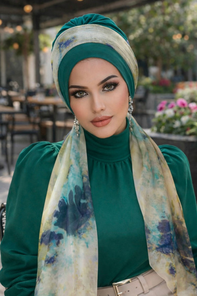 Aişe tesettür Шал с изумрудено-тюркоазен батик мотив и шапка