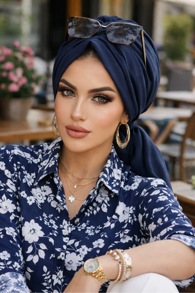 Aişe tesettür Koyu Lacivert Tokalı Bone