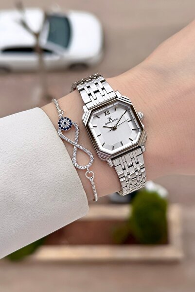 Daniel Klein ساعة يد نسائية مربعة الشكل مقاس 23 ملم مع سوار قابل للتعديل بالل...